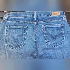 529 Curvy Boot Levi Jeans